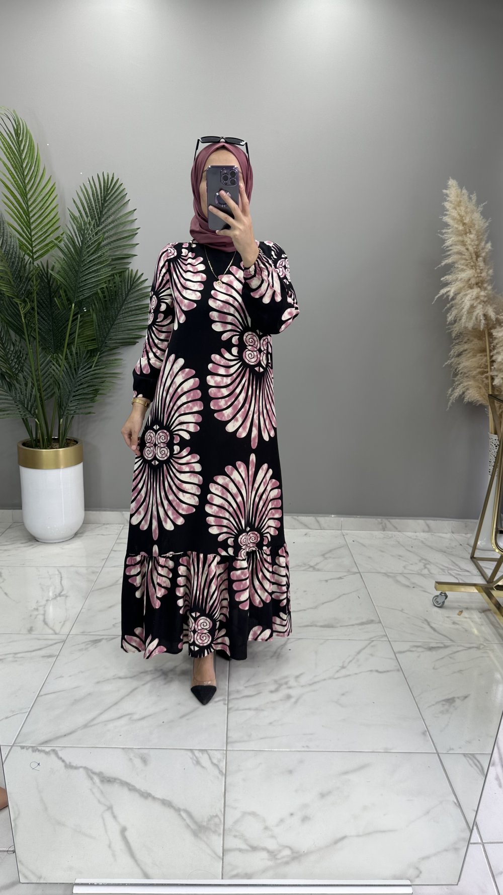 Güllü Elbise Gül — Gül