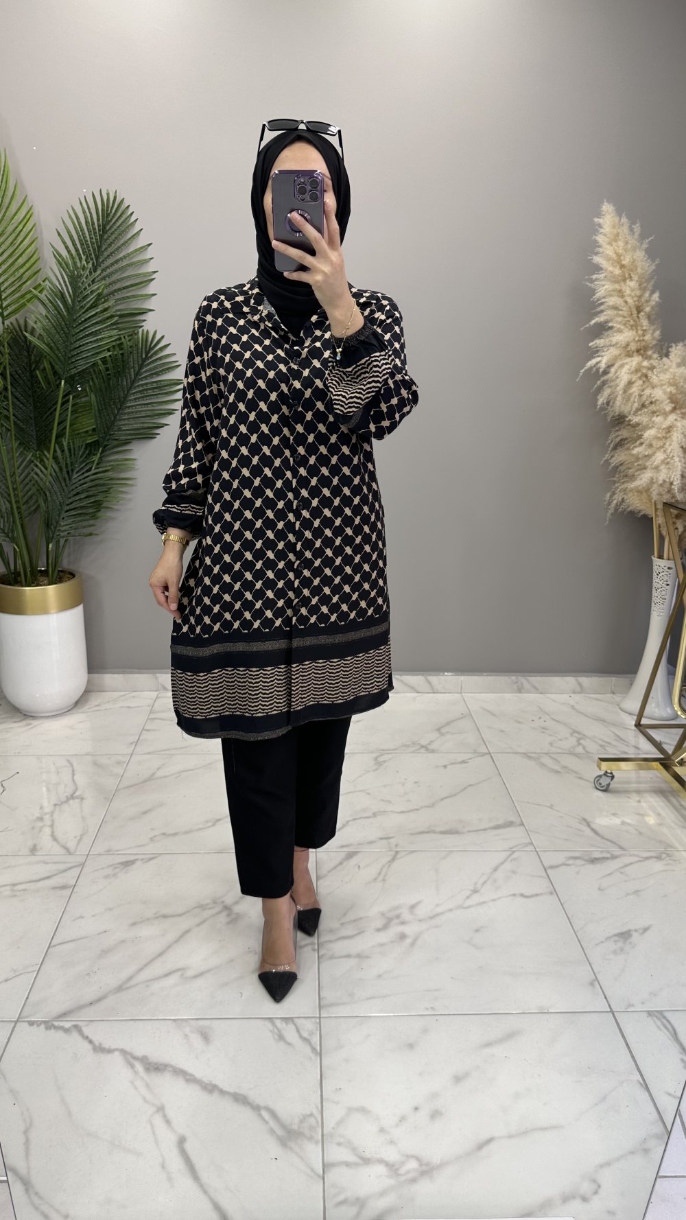 Simge Gömlek Siyah — Siyah