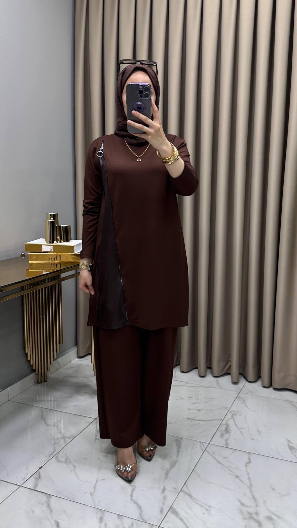 Nurgül Takım Kahve — Kahverengi